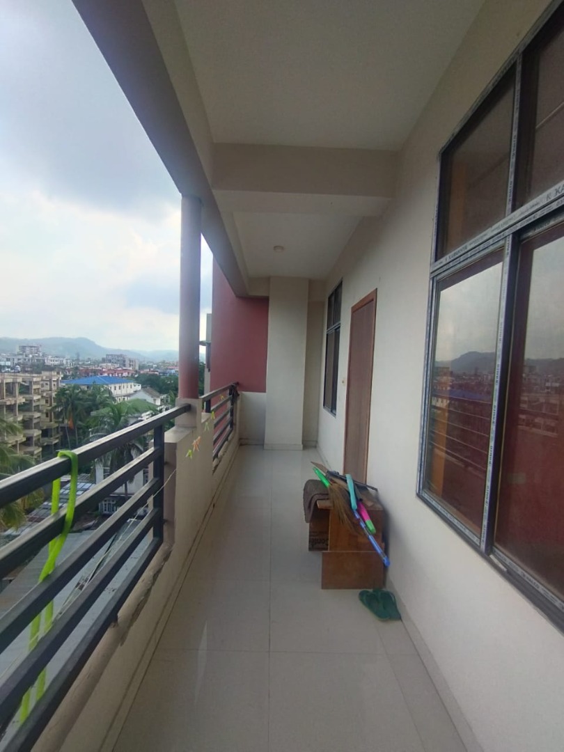 Unfurnished 4bhk in Soniya Complex, Lakhimi Path, Beltola Tiniali, Guwahati, Assam, India for Rent